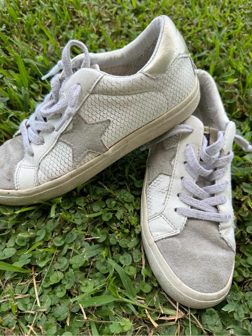 Vintage Havana White & Light Gray Star Sneakers